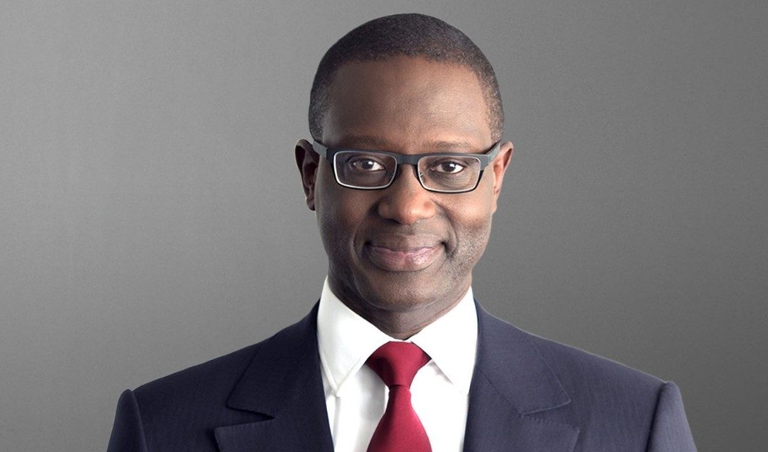 Директорът на Credit Suisse подаде оставка заради шпионски скандал