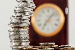 Лихвите по потребителските кредити падат през юни, ипотечните с лек ръст