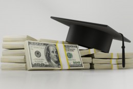 САЩ ще опростят студентски кредити за над 200 милиарда долара до 2029 година